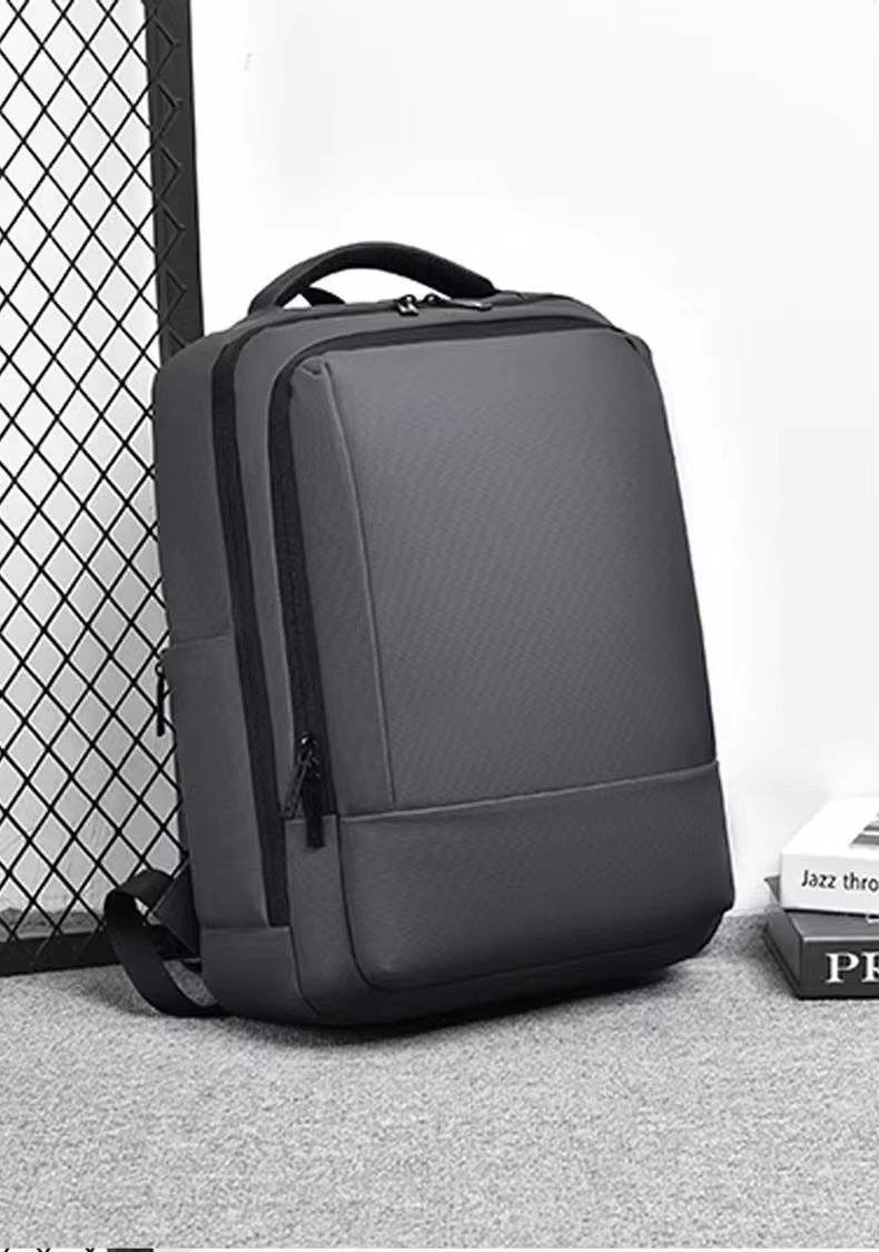 Water-Resistant Large Capacity USB Business Travel PU Leather Laptop Backpack product detail