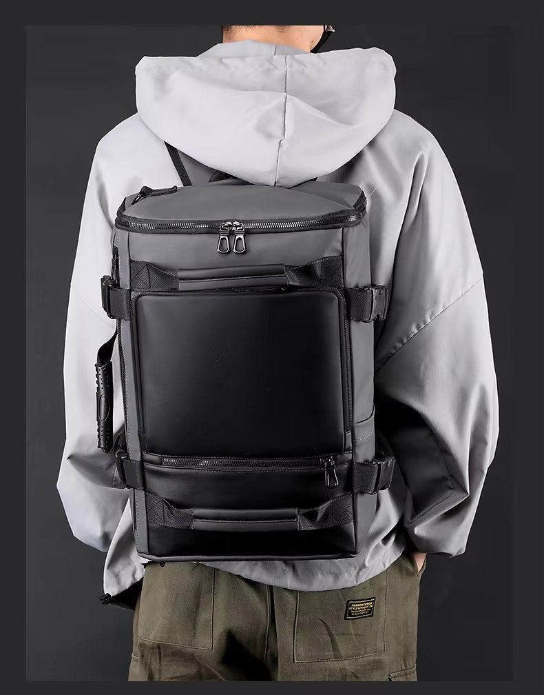 Water-Resistant Large Capacity Business Travel PU Leather Laptop Backpack product detail
