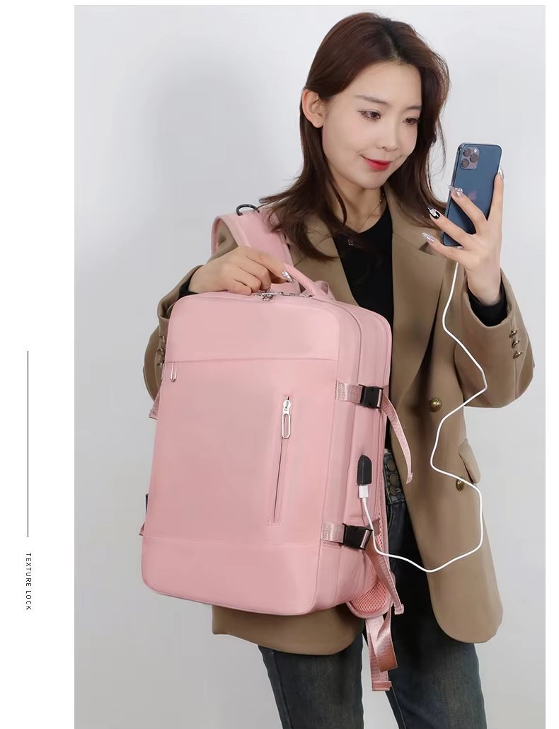 Water-Resistant Large Capacity Expandable Outdoor Business Oxford Laptop Backpack product detail