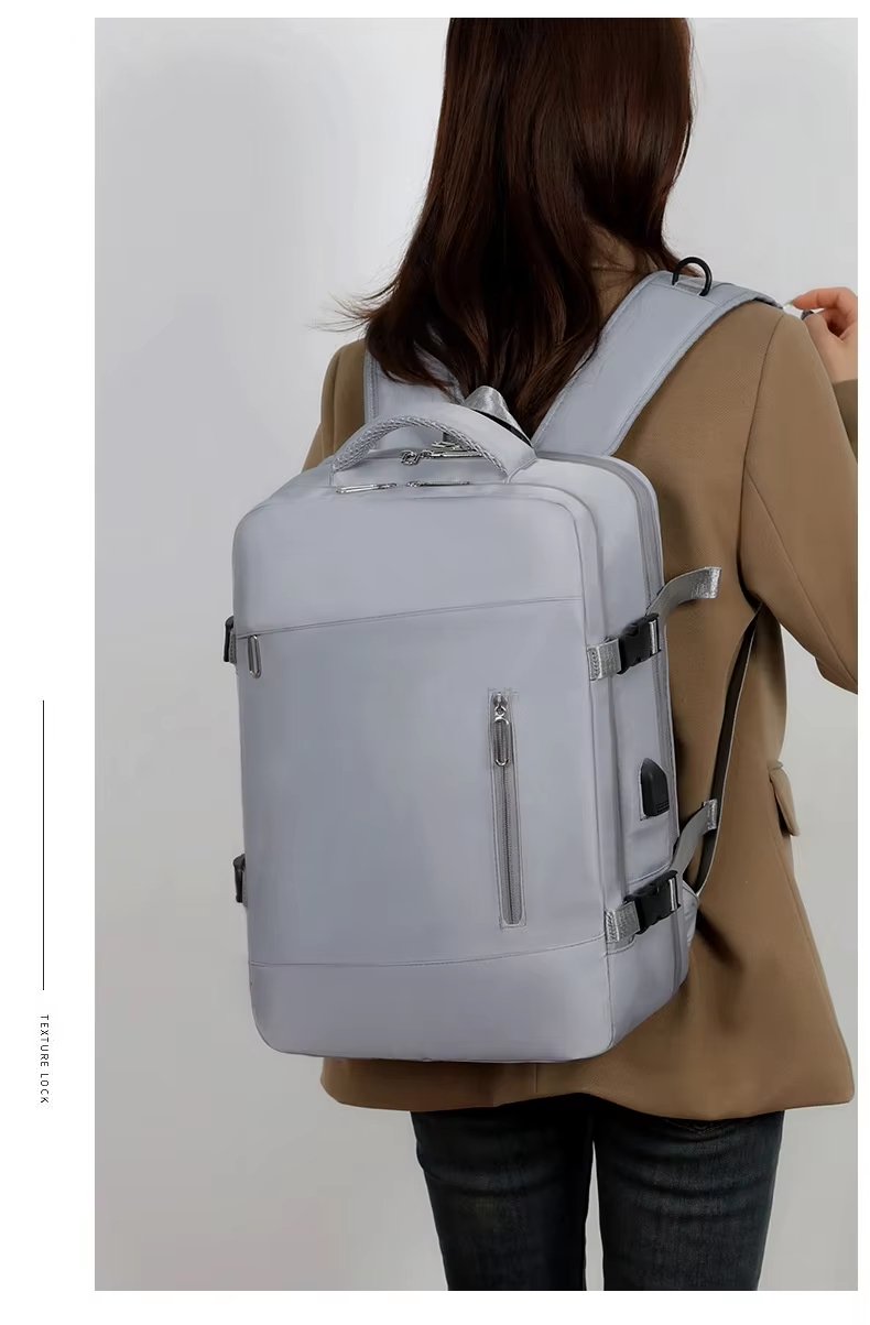 Water-Resistant Large Capacity Expandable Outdoor Business Oxford Laptop Backpack product detail