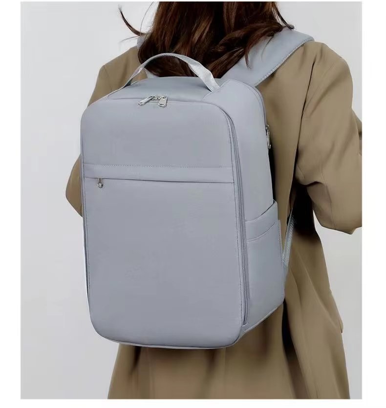 Water-Resistant Large Capacity Business Travel Polyester Laptop Backpack product detail
