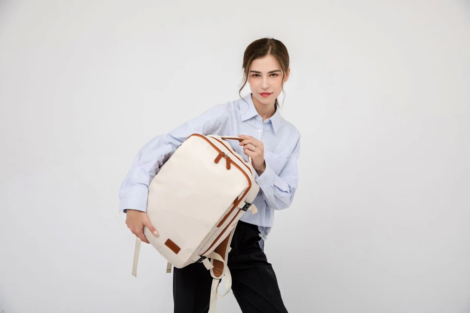 Water-Resistant Large Capacity Business Travel School Oxford Laptop Backpack product detail