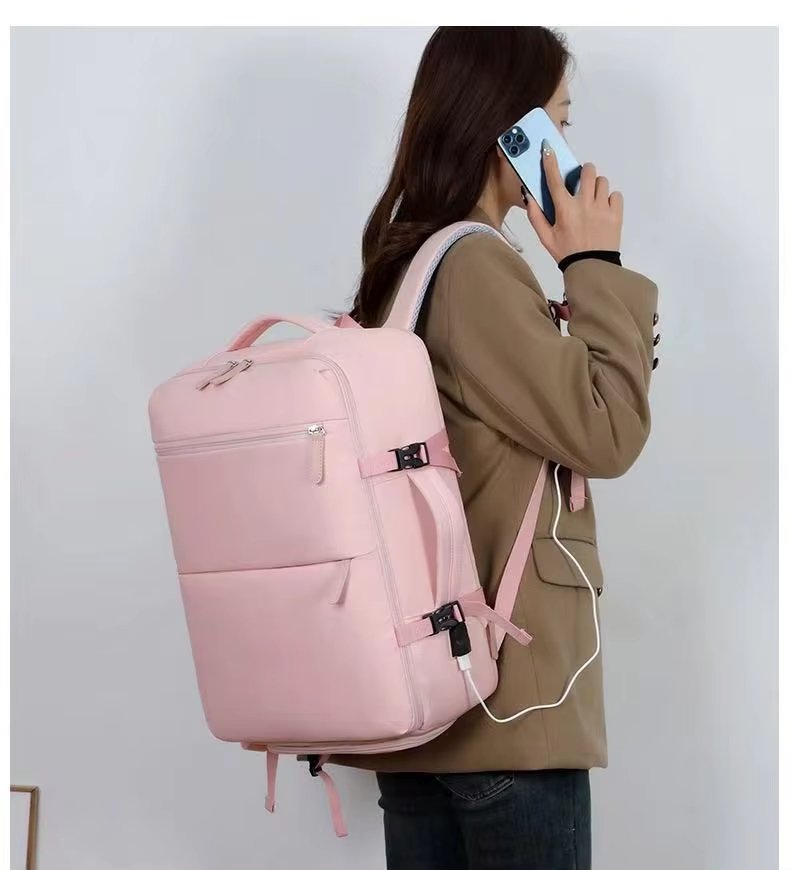 Water-Resistant Large Capacity USB Business Travel Oxford Laptop Backpack product detail