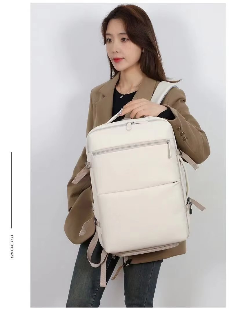 Water-Resistant Large Capacity USB Business Travel Oxford Laptop Backpack product detail