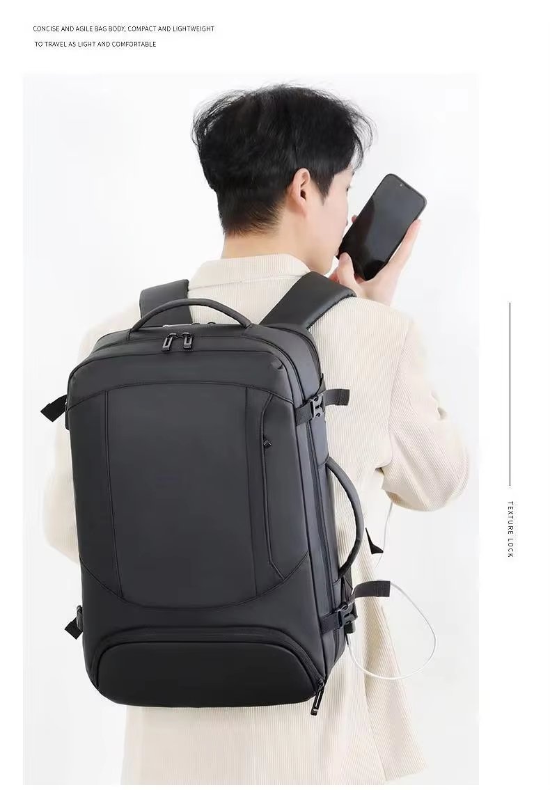 Water-Resistant Large Capacity Expandable Business Travel Oxford Laptop Backpack product detail