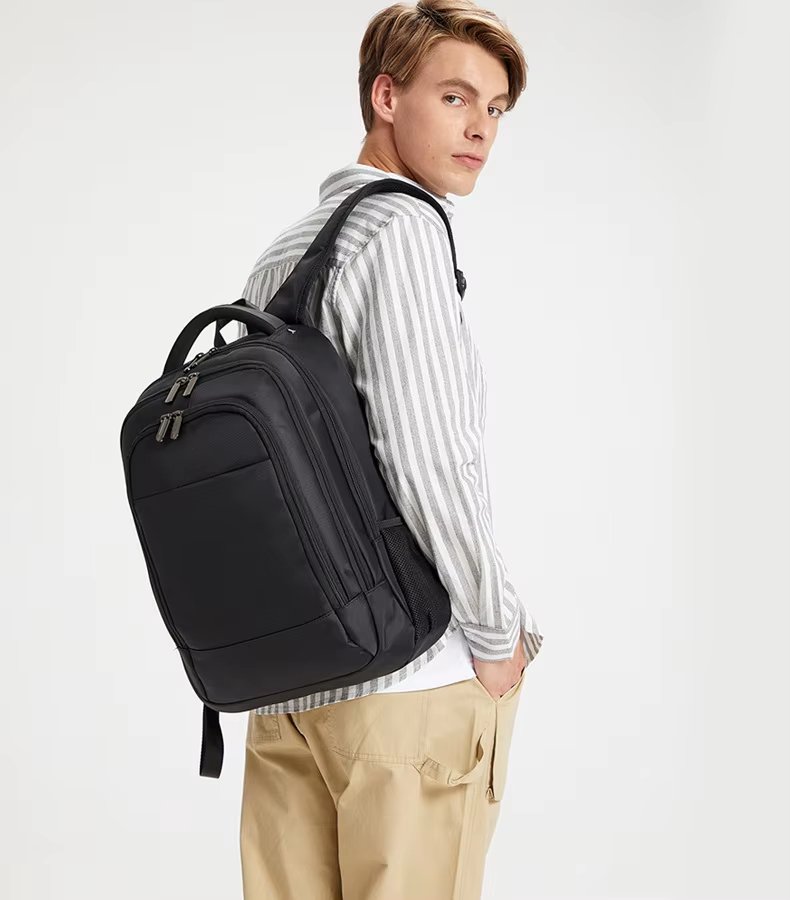 Water-Resistant Large Capacity Business Travel School Oxford Laptop Backpack product detail