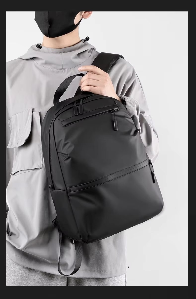 Water-Resistant Large Capacity Modern Outdoor Business Oxford Laptop Backpack product detail