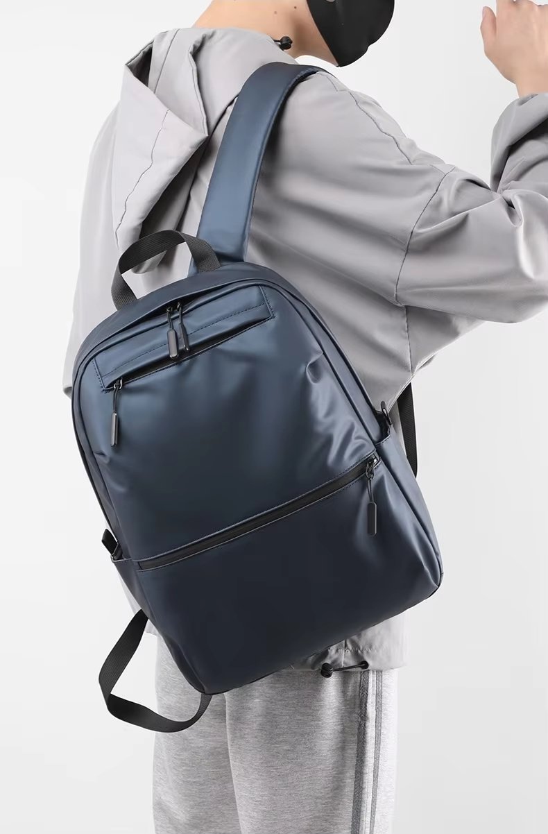 Water-Resistant Large Capacity Modern Outdoor Business Oxford Laptop Backpack product detail