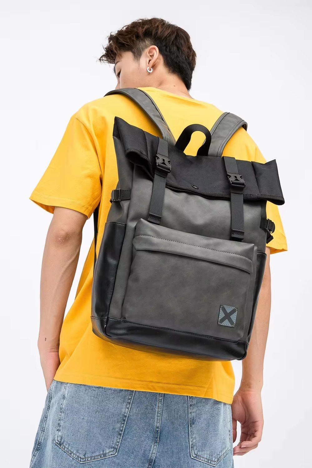 Water-Resistant Vintage Modern Outdoor Travel PU Leather Roll Top Backpack product detail