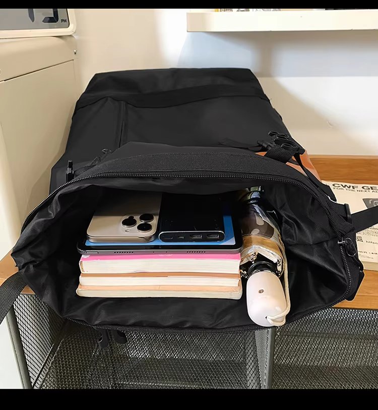 Water-Resistant Large Capacity Lightweight Modern Outdoor Oxford Roll Top Backpack product detail
