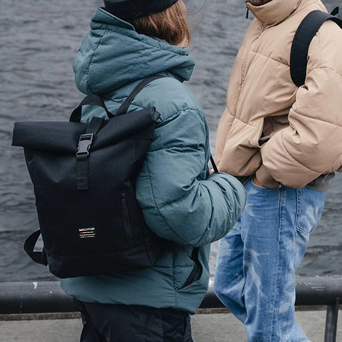 Water-Resistant Large Capacity Expandable Outdoor Travel Oxford Roll Top Backpack product detail