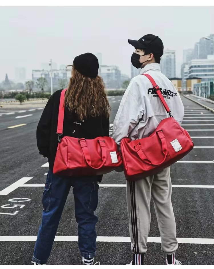 Waterproof Shoe Compartment PU Leather Sports Travel Lightweight Duffel Bag product detail