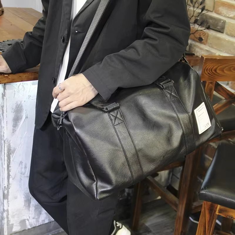 Waterproof Shoe Compartment PU Leather Sports Travel Lightweight Duffel Bag product detail