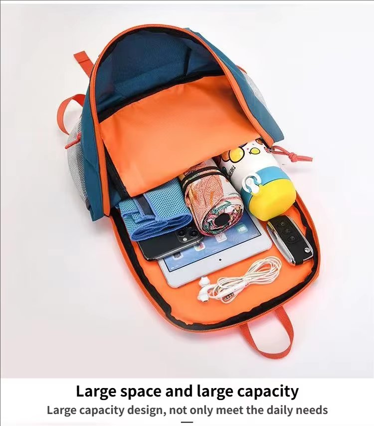 Anti-Theft 10L Oxford Cycling Trekking Backpack detail image