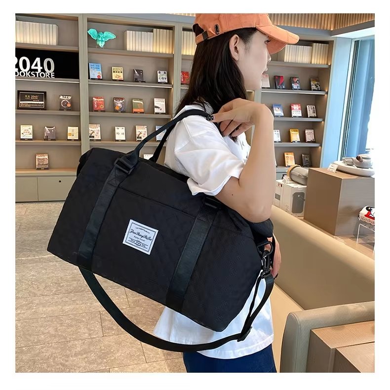 Water-Resistant Dry Wet Separation Oxford Weekend Travel Duffel Bag product detail