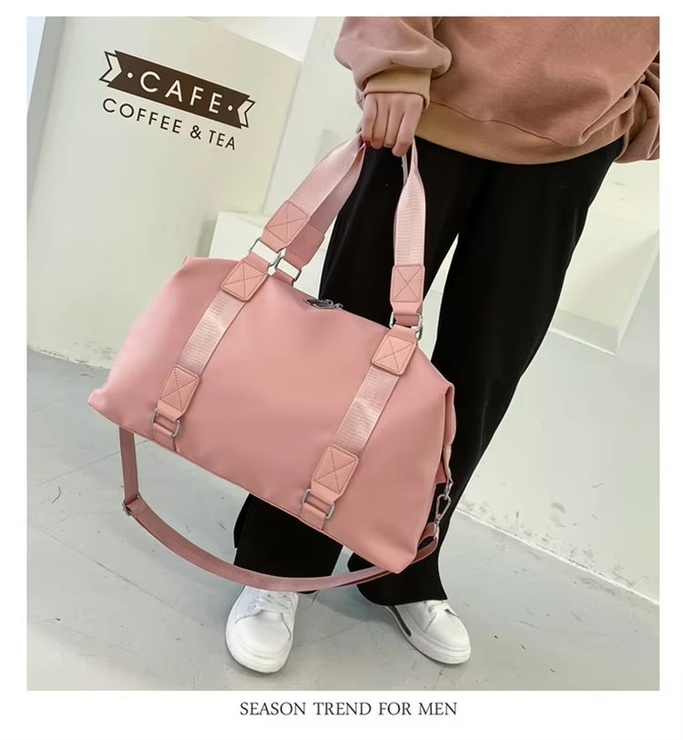 Large Capacity Multi-function Gym Sports Travel Outdoor Handbag Yoga Travel Tote Bag - product detail