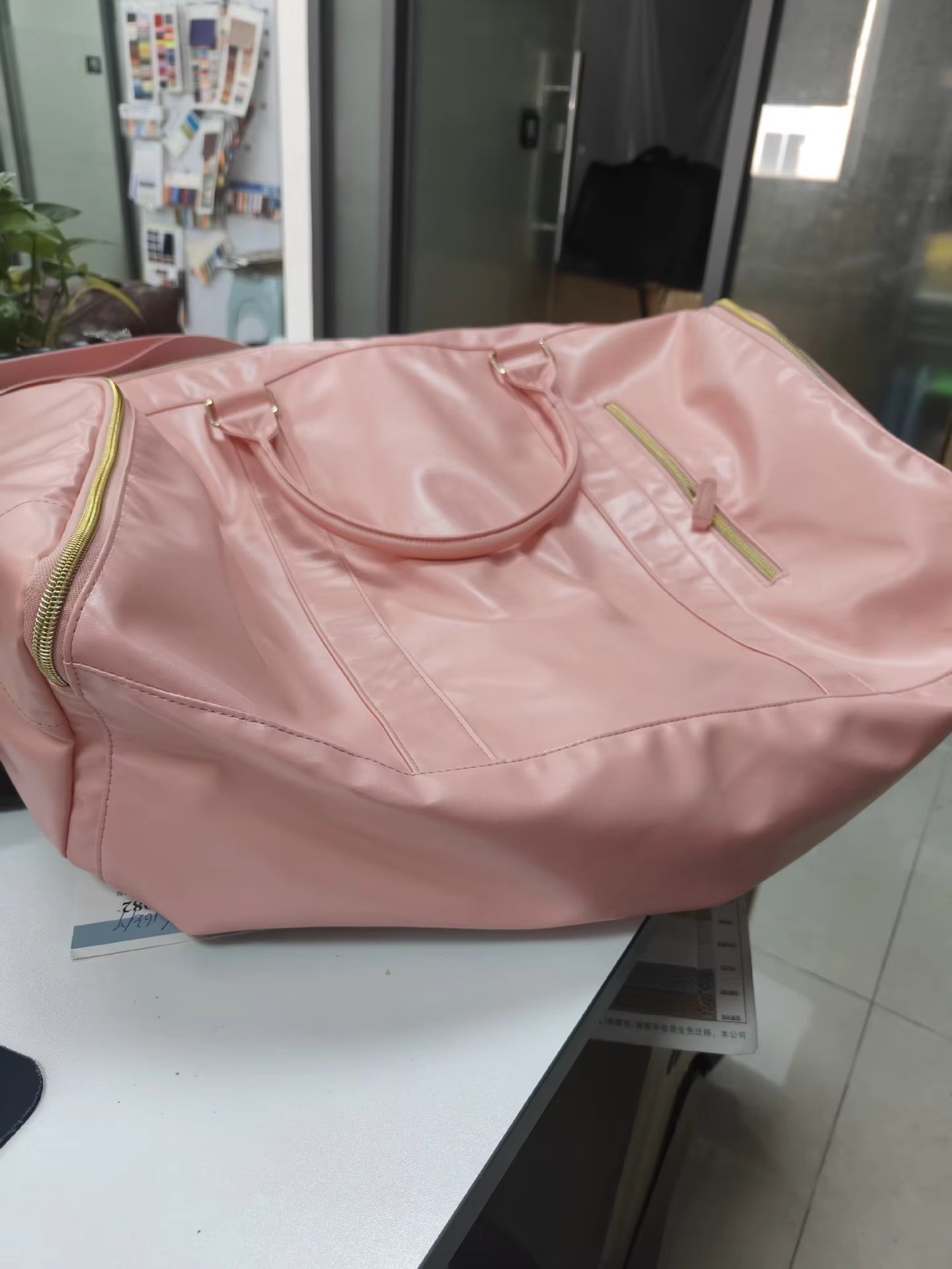 Foldable PU Leather Weekend Travel Garment Duffel Bag product detail