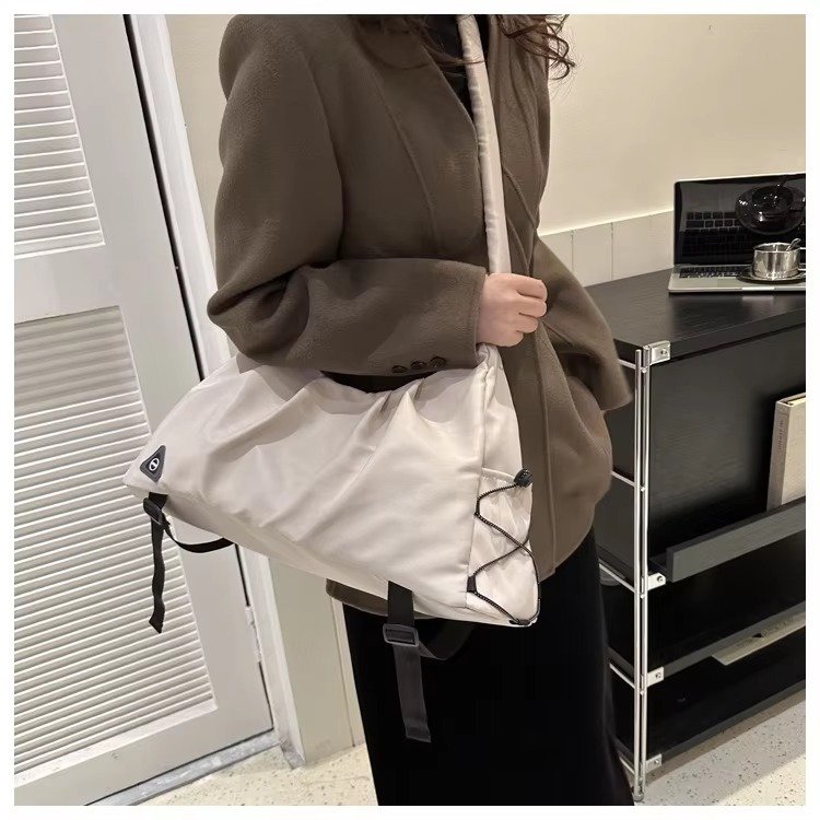 Ladies Sports Travel Gym Duffel Bag Waterproof Messenger Crossbody Tote Yoga Mat Carrier Bag Shoulder Handbag detail image