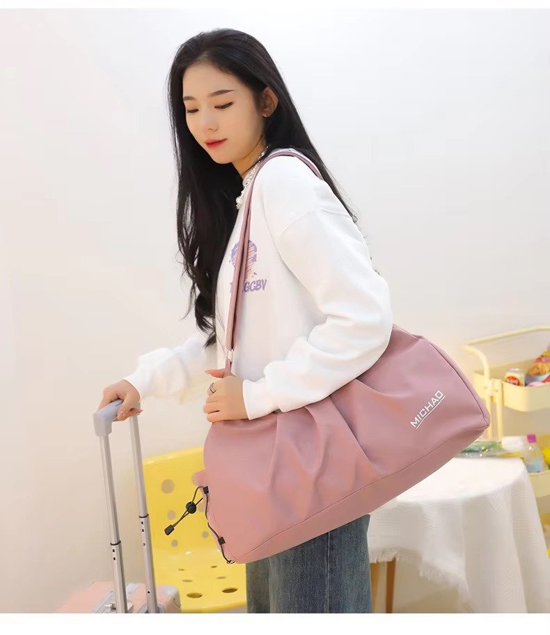 Design Single Shoulder Crossbody Gym Tote Bag High Capacity Travel Fitness Sports Duffel Bag detail image