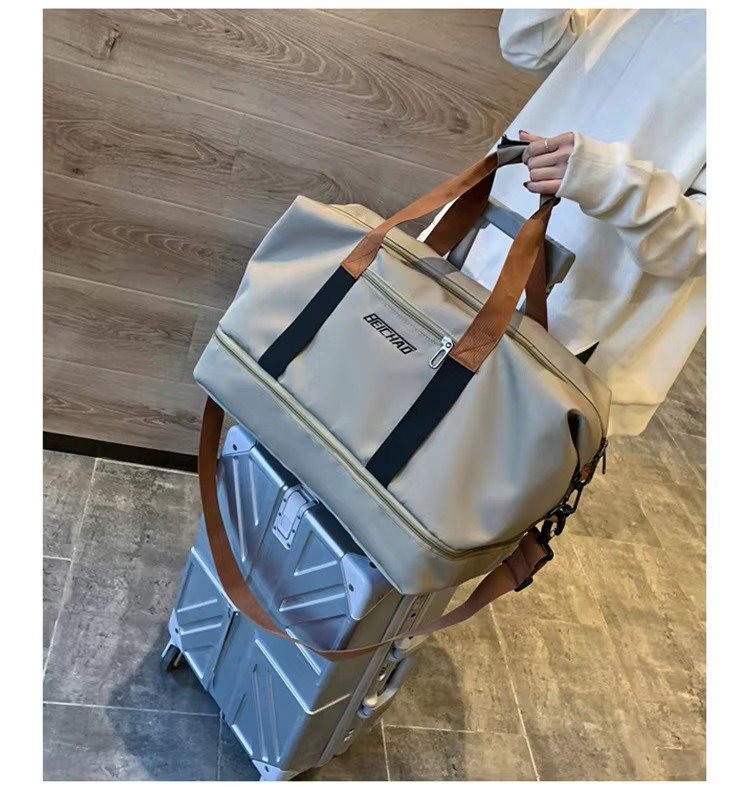 Custom Logo Waterproof Oxford Duffel Bag 30-40L with Shoe Compartment – Unisex Gym & Travel Bag product detail