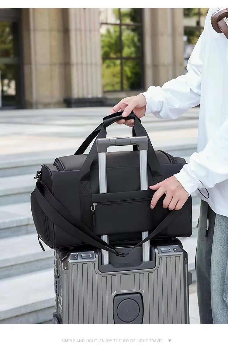 Water-Resistant Shoe Compartment Oxford Weekend Travel Duffel Bag product detail