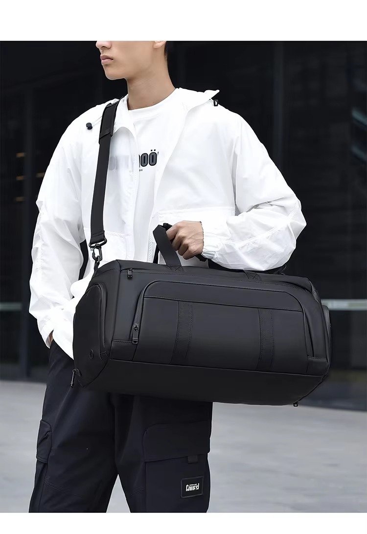 Unisex Custom Logo Large Capacity PU Leather Travel Duffle Bag Waterproof Dry Wet Separation Gym Bag with Shoes Compartment product detail