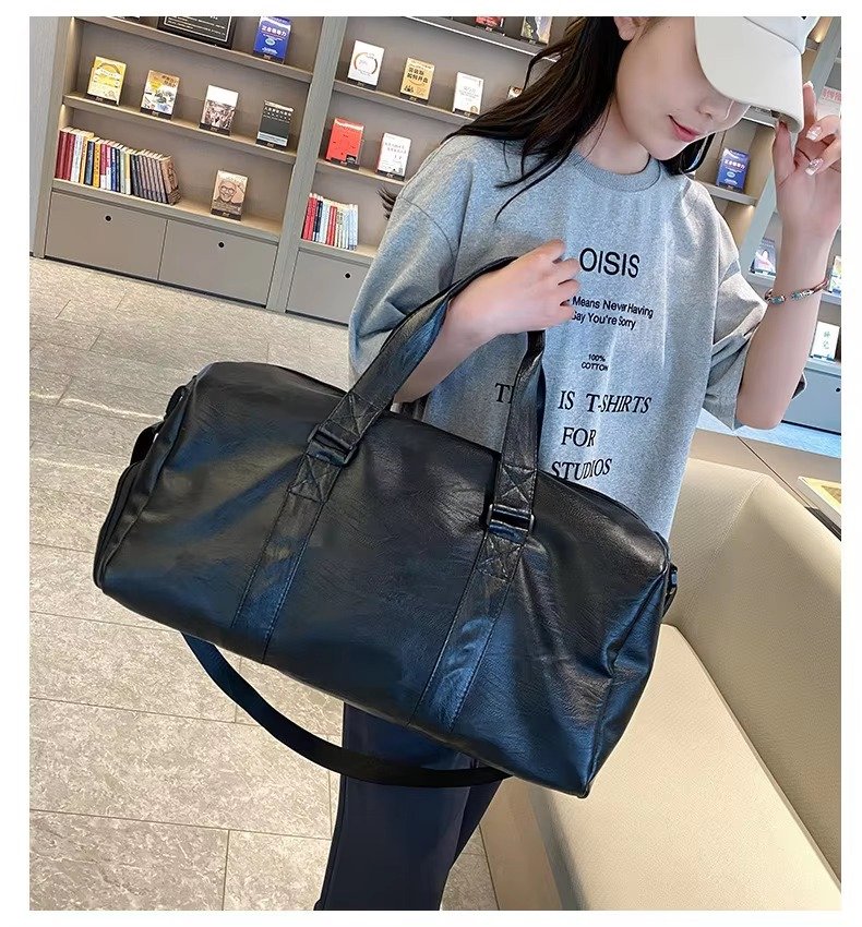 Fashionable PU Leather Waterproof Travel Bag Large Capacity Wet Dry Separation Sports Luggage Duffel Bag With Shoes Compartment product detail