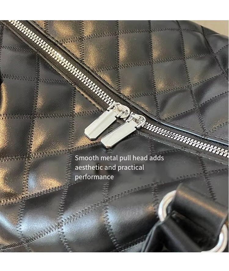 Waterproof PU Leather Weekend Travel Duffel Bag product detail