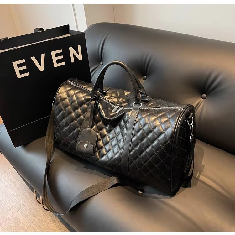 Waterproof PU Leather Weekend Travel Duffel Bag product detail