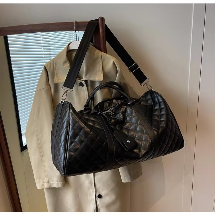 Waterproof PU Leather Weekend Travel Duffel Bag product detail