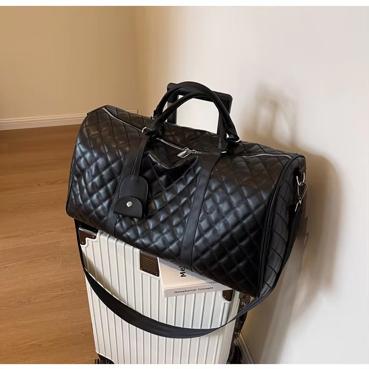 Waterproof PU Leather Weekend Travel Duffel Bag product detail