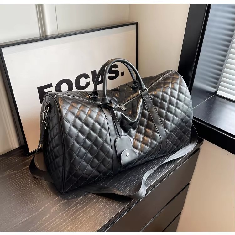 Waterproof PU Leather Weekend Travel Duffel Bag product detail
