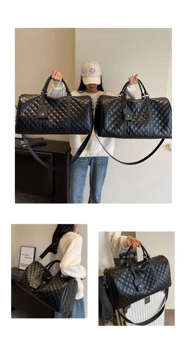 Waterproof PU Leather Weekend Travel Duffel Bag product detail