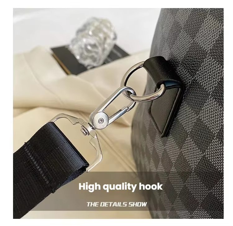 Waterproof PU Leather Business Travel Shoulder Duffel Bag product detail