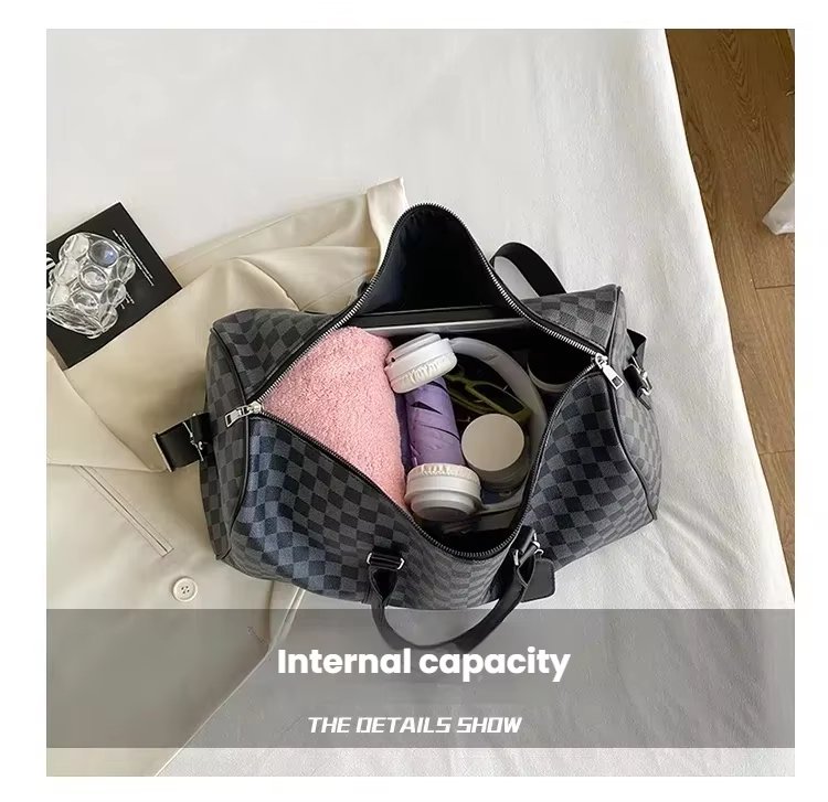 Waterproof PU Leather Business Travel Shoulder Duffel Bag product detail