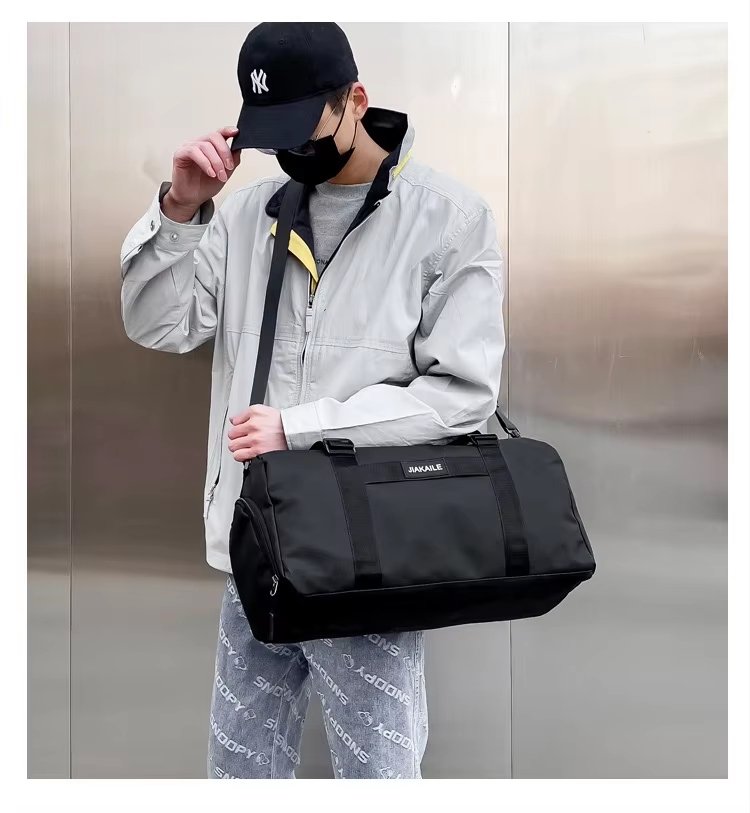 Water-Resistant Shoe Compartment Oxford Sports Travel Duffel Bag product detail