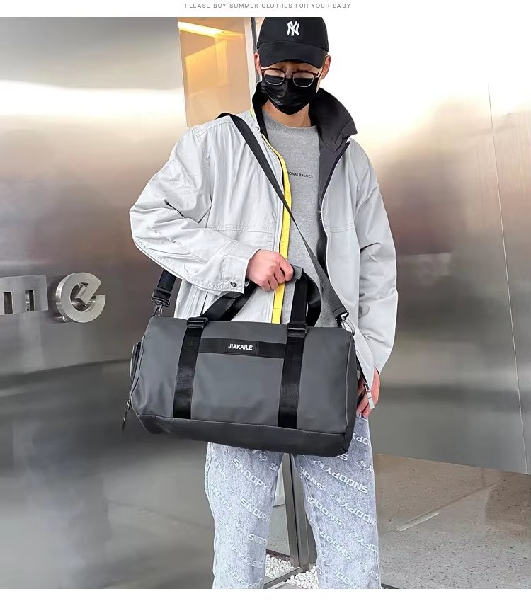Water-Resistant Shoe Compartment Oxford Sports Travel Duffel Bag product detail