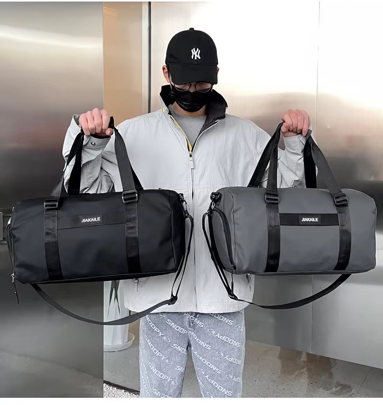 Water-Resistant Shoe Compartment Oxford Sports Travel Duffel Bag product detail