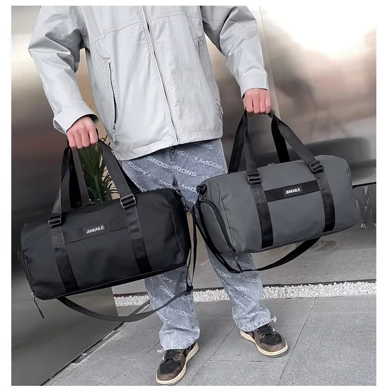 Water-Resistant Shoe Compartment Oxford Sports Travel Duffel Bag product detail