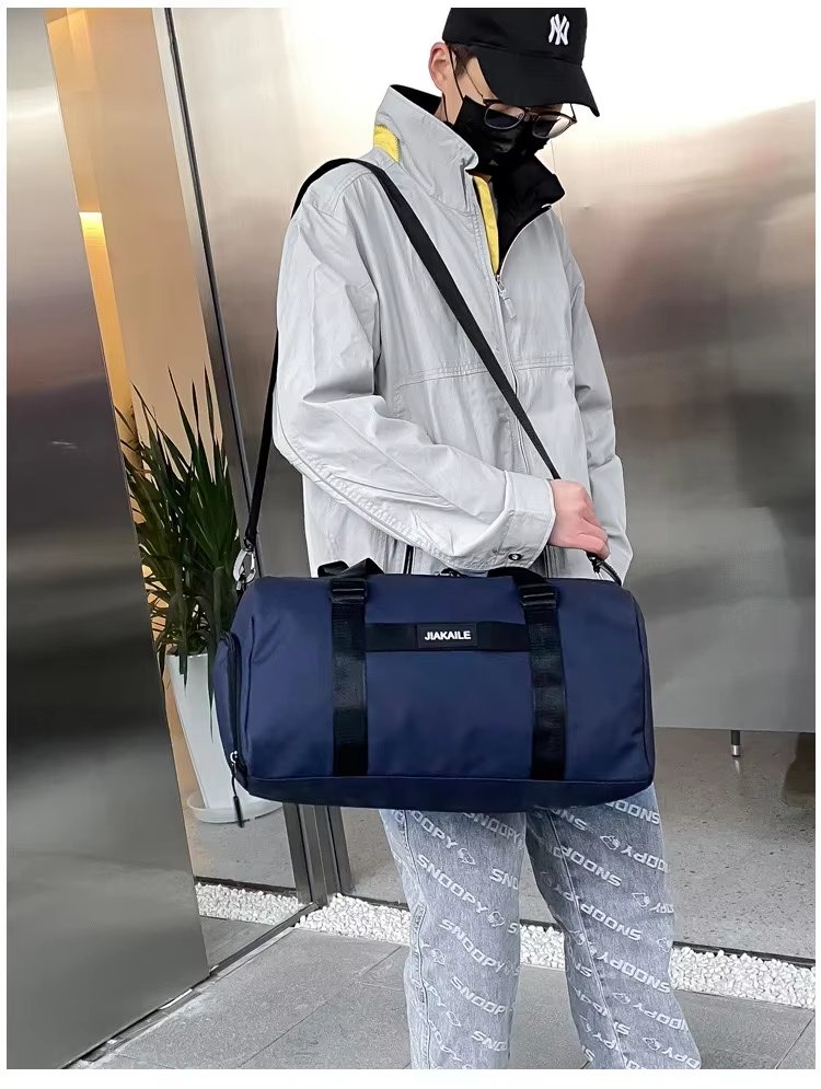Water-Resistant Shoe Compartment Oxford Sports Travel Duffel Bag product detail