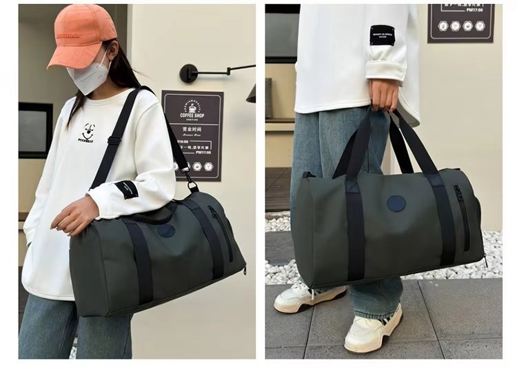 Waterproof Oxford Sports Travel Shoulder Duffel Bag product detail