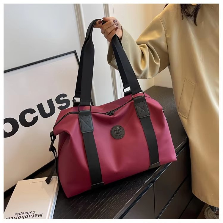 Waterproof Lightweight Gym Sports Travel Outdoor Travel Tote Bag - product detail