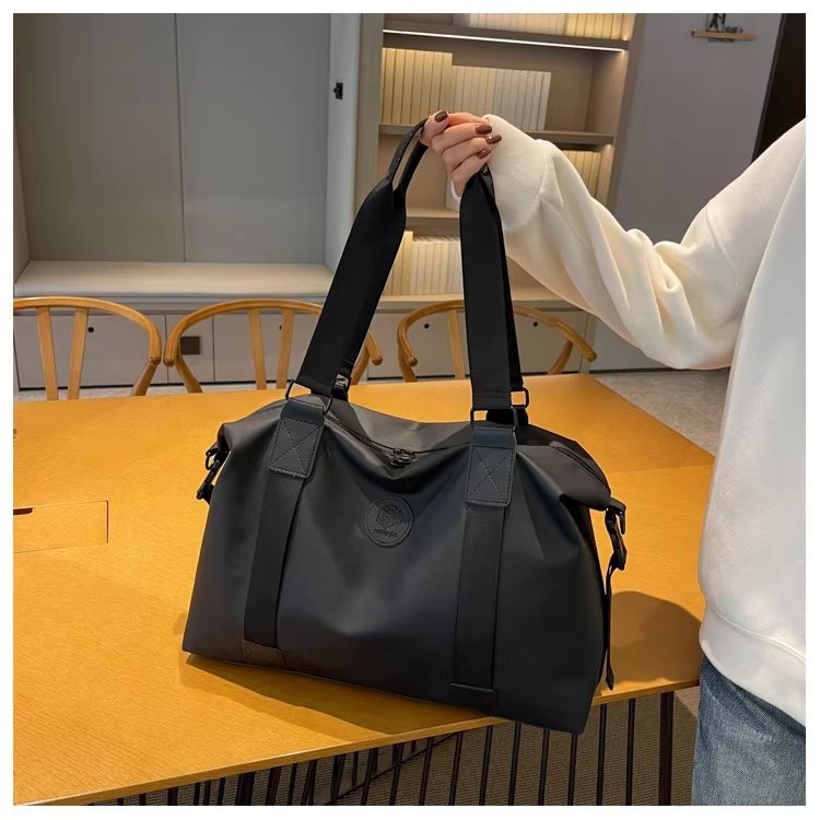 Waterproof Lightweight Gym Sports Travel Outdoor Travel Tote Bag - product detail