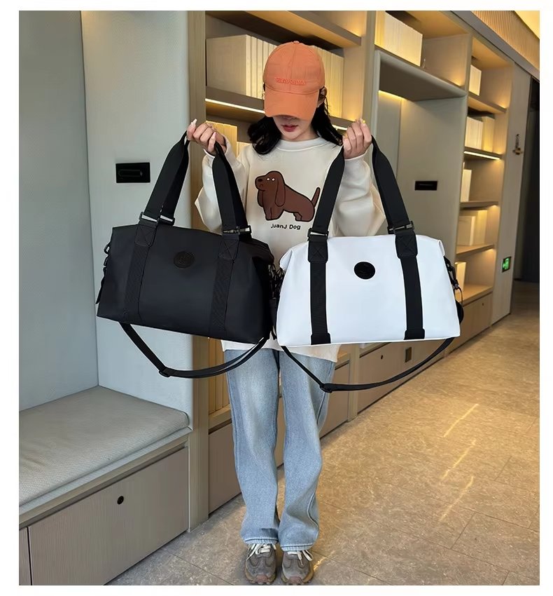 Large Capacity Lightweight Multi-function Weekender Gym Sports Travel Tote Bag - product detail