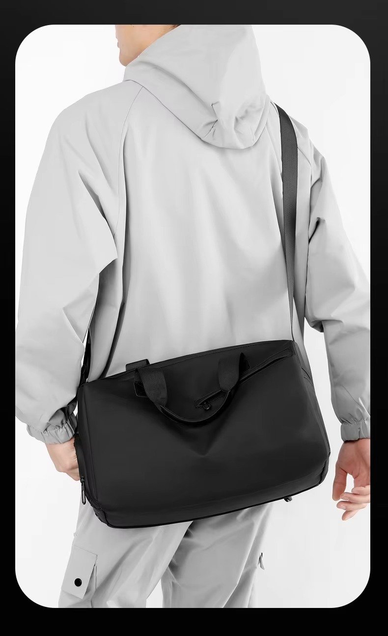 New Fashion Custom Handheld Travel Bag Dry Wet Separation Sports Fitness Bag Large Capacity Weekender Bag with Shoe Compartment product detail