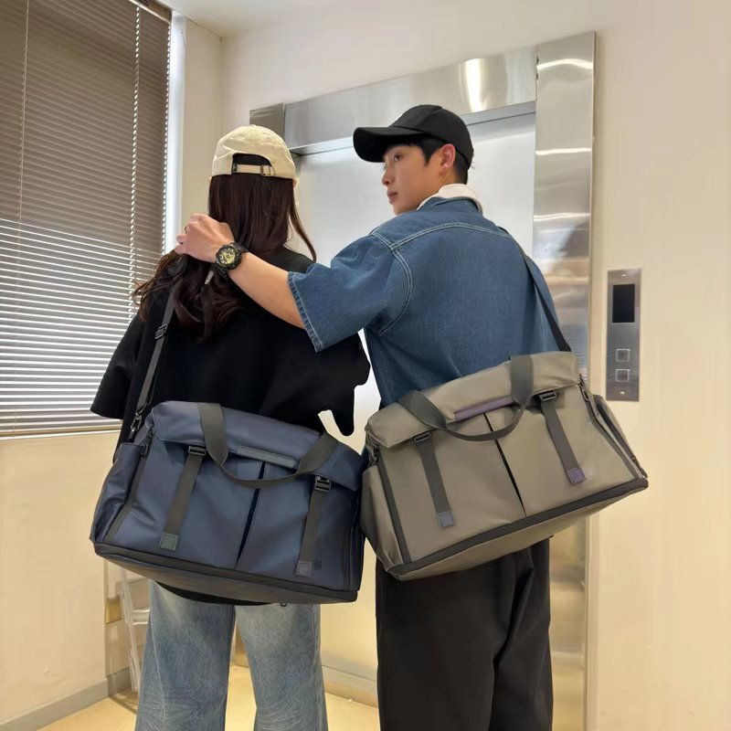 Waterproof Large Capacity Shoe Compartment Gym Sports Travel Travel Tote Bag - product detail