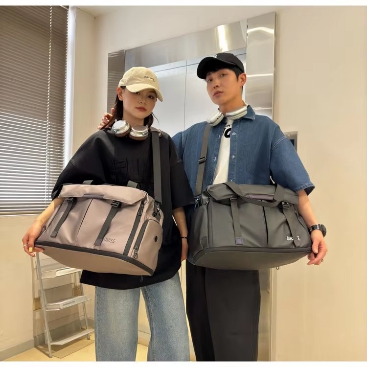 Waterproof Large Capacity Shoe Compartment Gym Sports Travel Travel Tote Bag - product detail