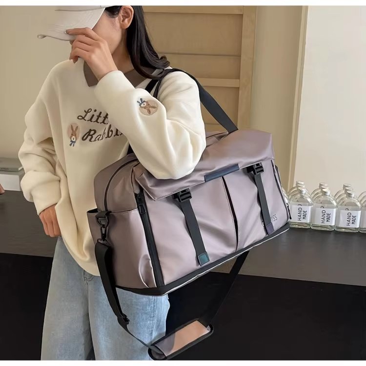 Waterproof Large Capacity Shoe Compartment Gym Sports Travel Travel Tote Bag - product detail