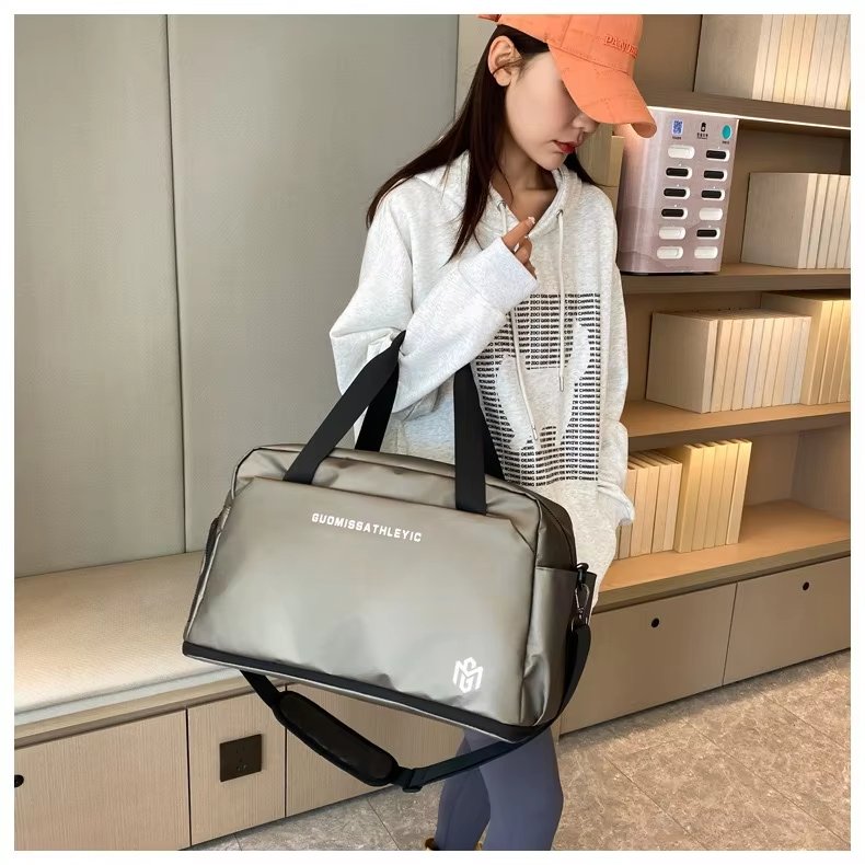 Large Capacity Sport Gym Yoga Bag Duffle Dry Wet Separation Short-Distance Expandable Waterproof Travel Duffel - product detail