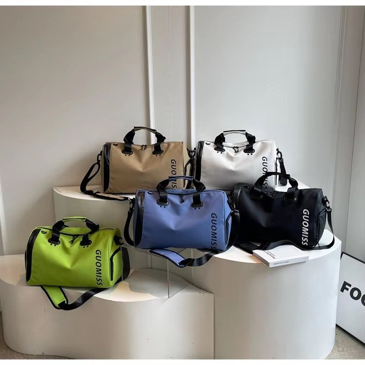 Large Capacity Travel Duffle Bag Dry Wet Separation Waterproof Sports Hand-Held Shoulder Fitness Bags with Shoes Compartment detail image